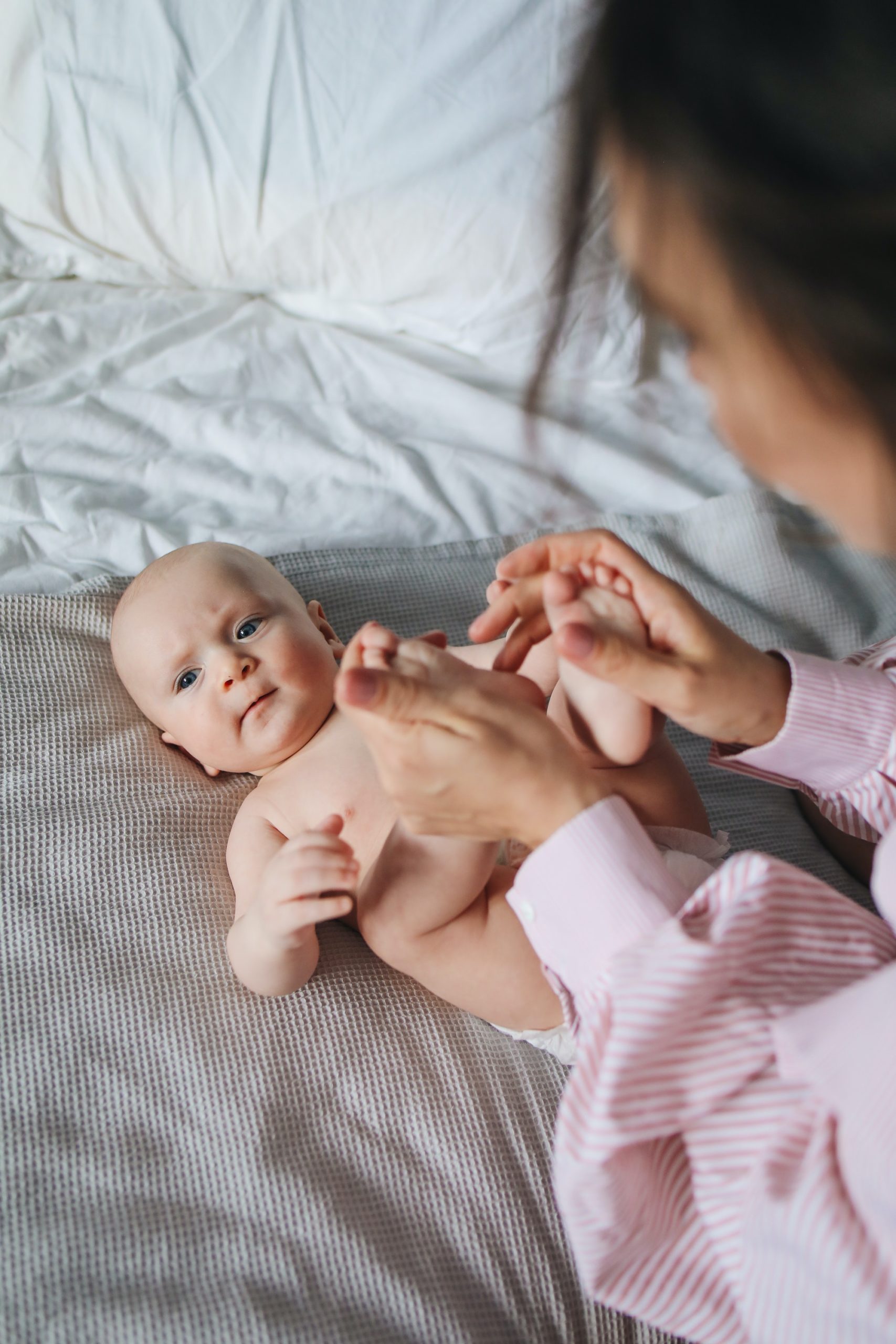 Créer le lien avec son bébé grâce aux ateliers de Baby Yoga| l’Eveil essentiel